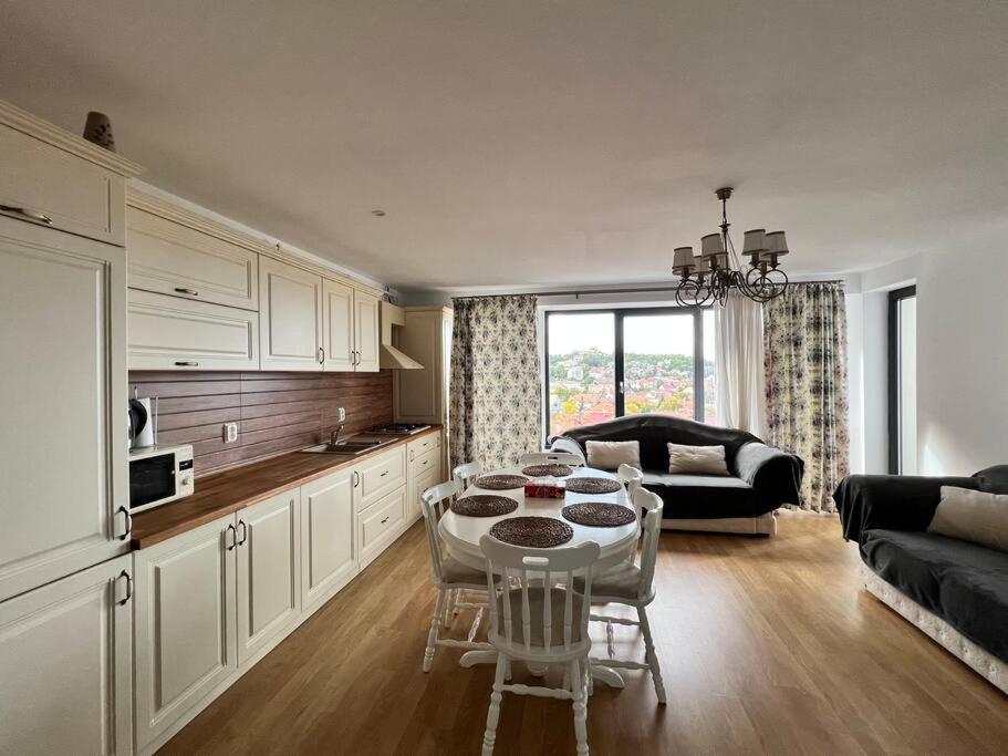 Central Apartment With Panoramic View Braşov Eksteriør bilde
